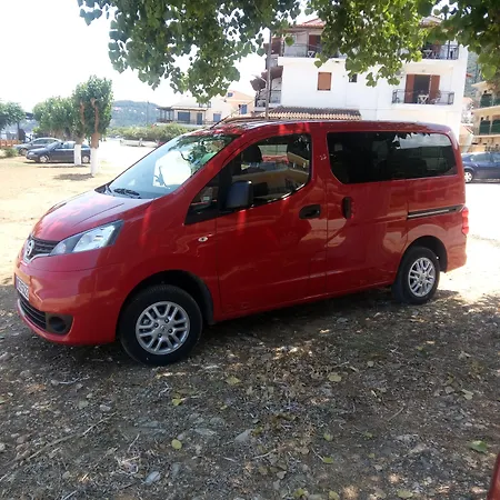 Apartmanhotel Petros 3*