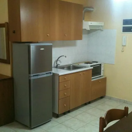 Petros Apartmanhotel 3*