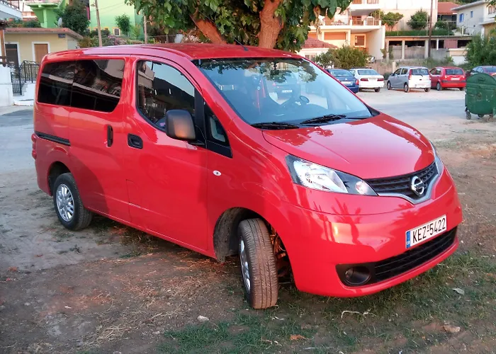 Petros Apartahotel 3*