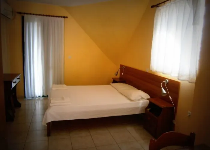 Petros Apartahotel Poros (Kefalonia)