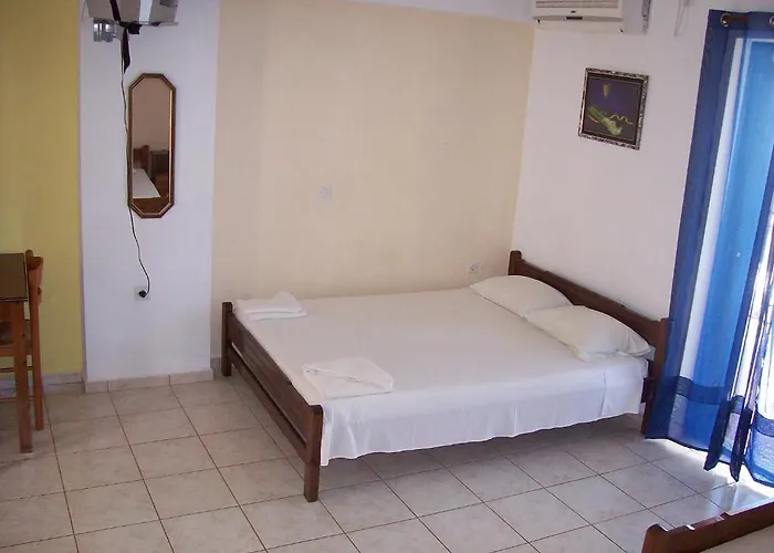 Petros 3* Poros (Kefalonia)