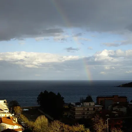 Lägenhetshotell Petros 3*