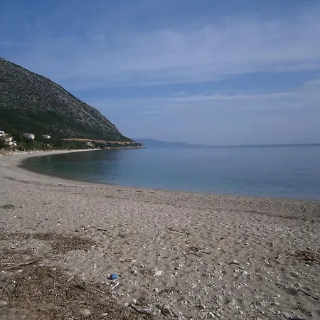 Petros Lägenhetshotell Poros (Kefalonia)