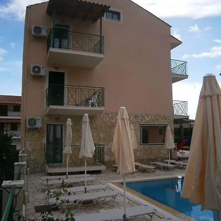 Petros Lägenhetshotell Poros (Kefalonia)
